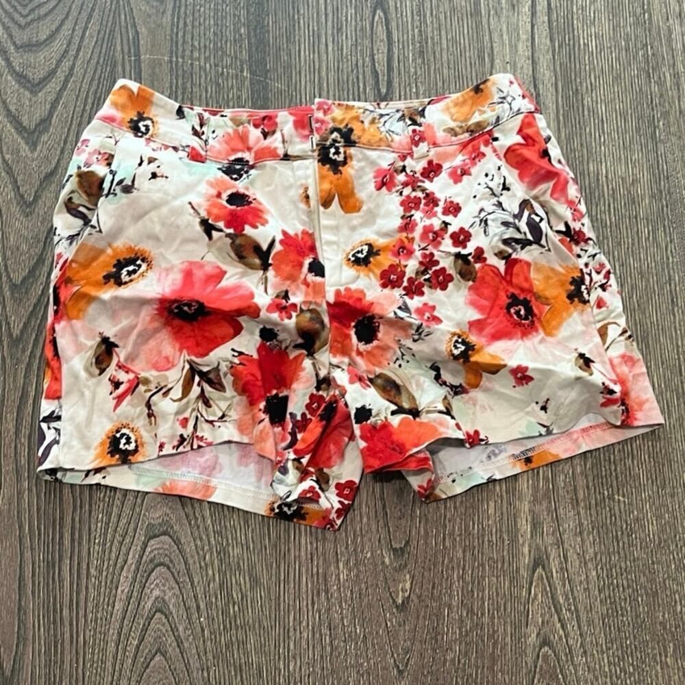 Chelsea & Violet Floral Shorts High Waisted Flat Front White/Multicolor Size XS